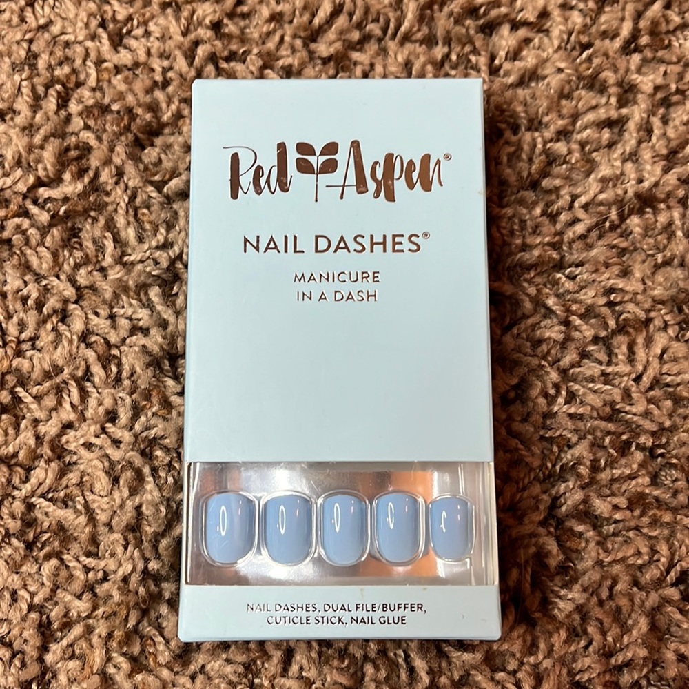 Red Aspen Light Blue Nails